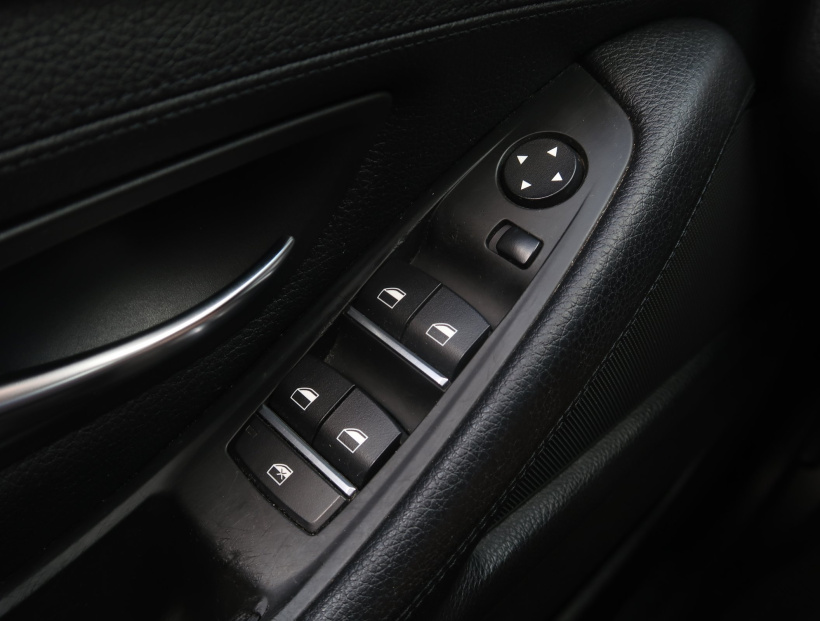 BMW 5, 2012