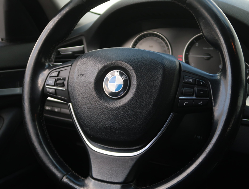 BMW 5, 2012