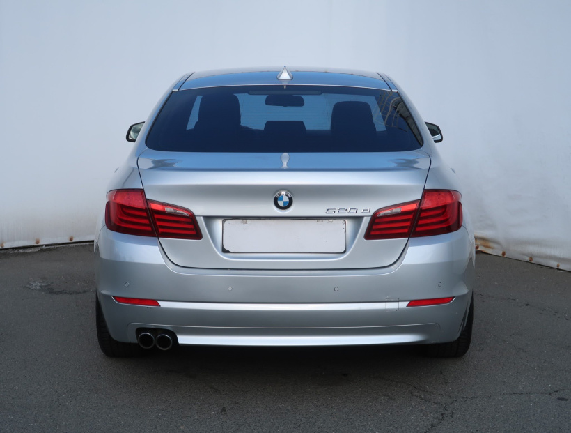 BMW 5, 2012