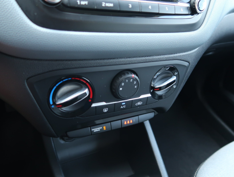 Hyundai i20, 2015
