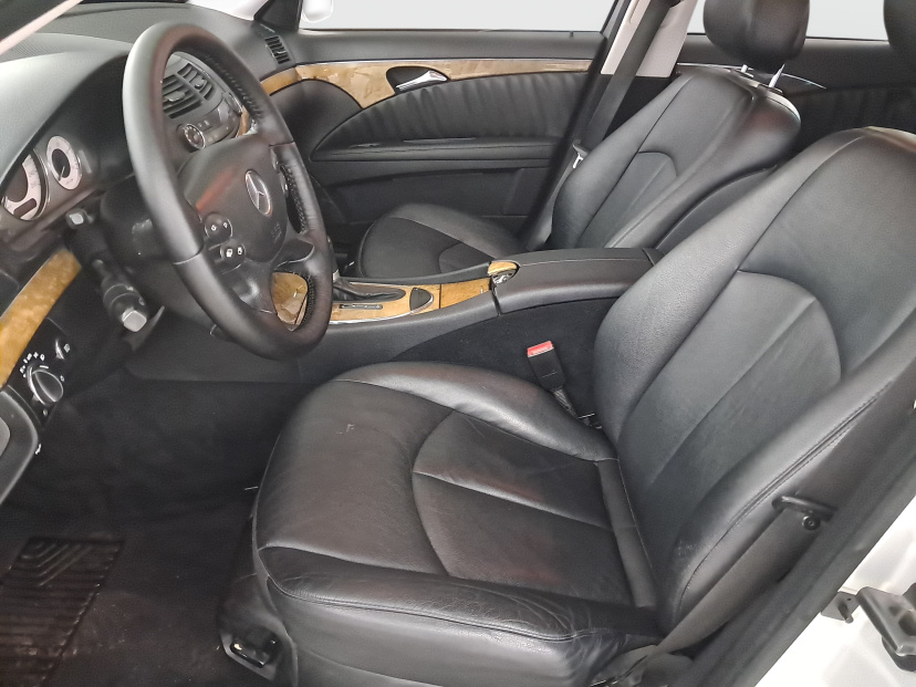 Mercedes-Benz E, 2006