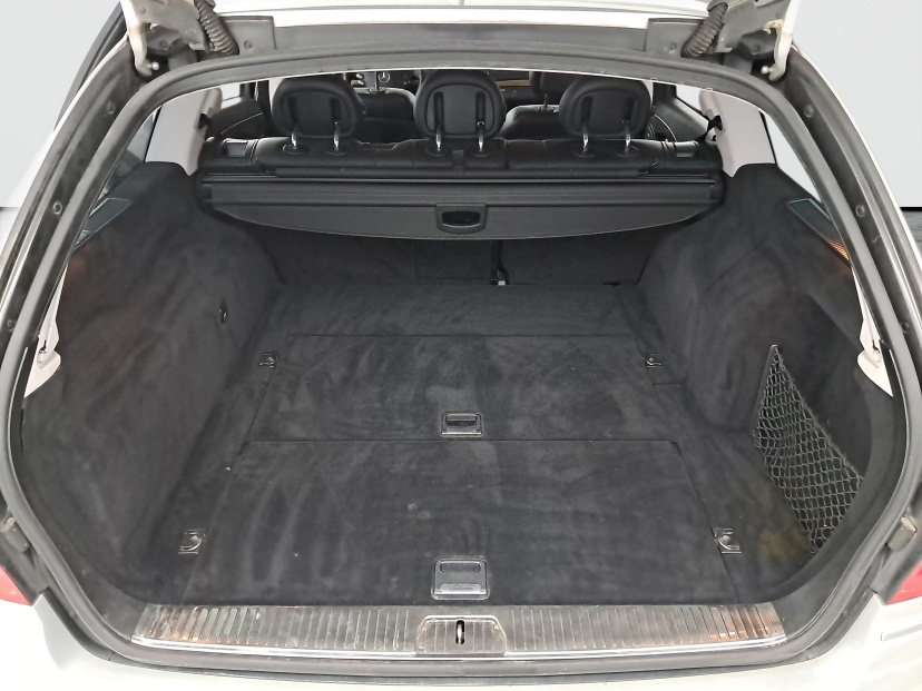 Mercedes-Benz E, 2006