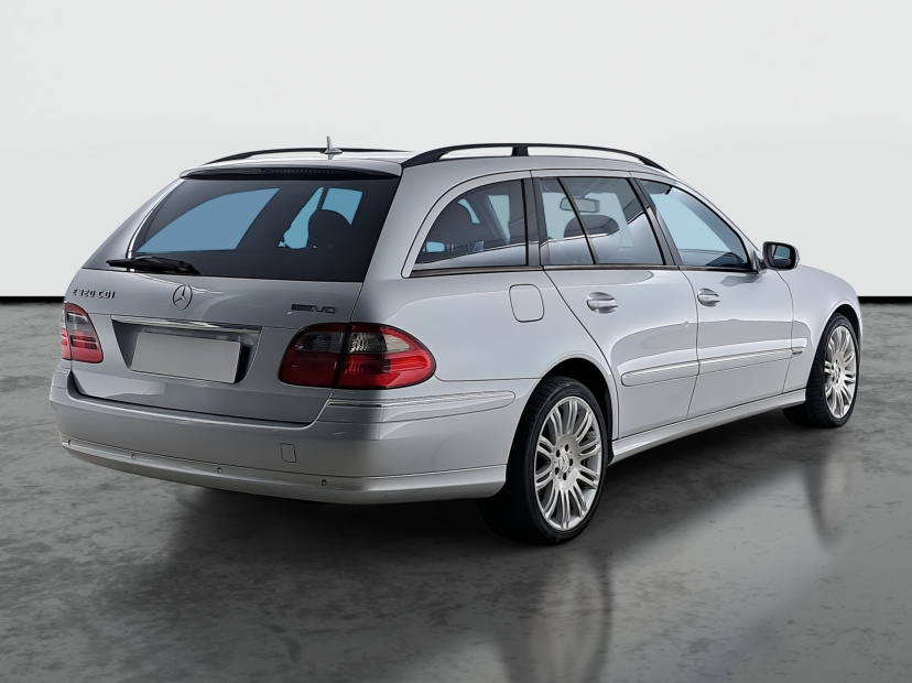 Mercedes-Benz E, 2006