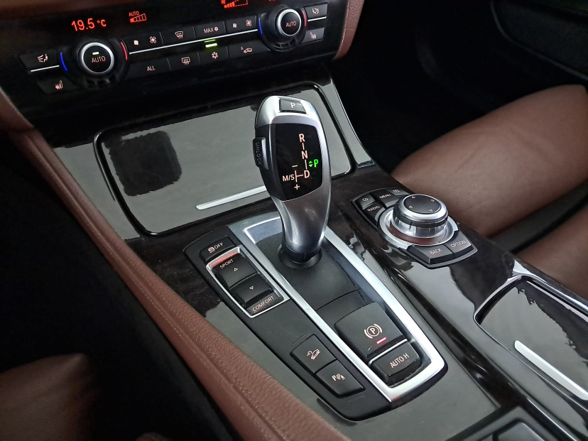 BMW 5, 2012