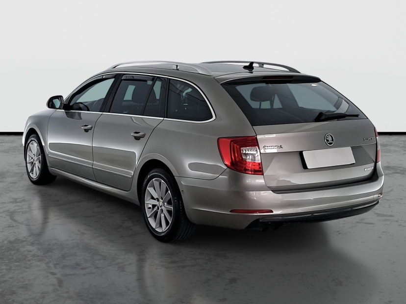 Škoda Superb, 2014