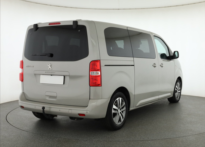 Peugeot Traveller, 2023