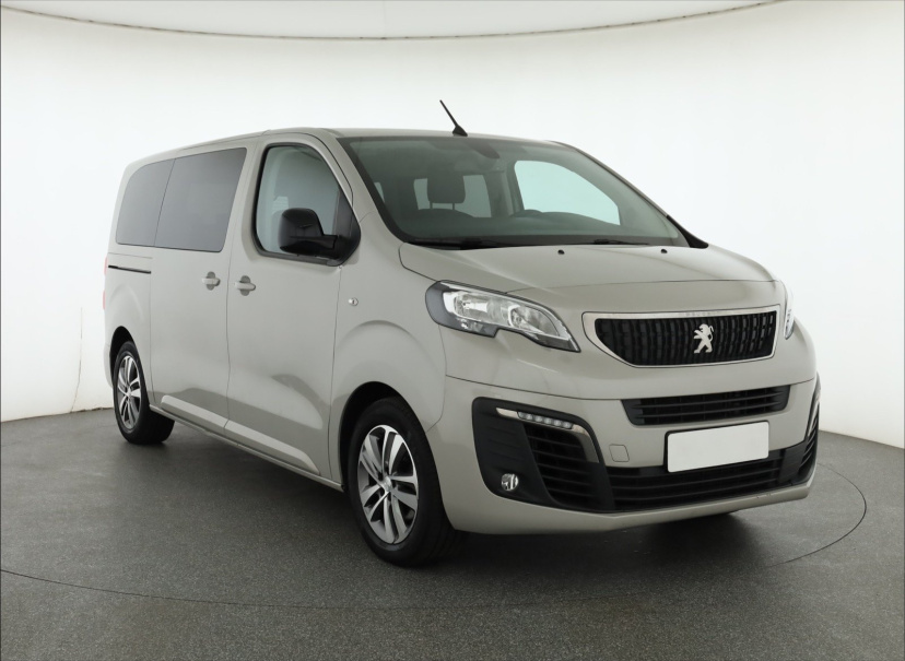 Peugeot Traveller, 2023
