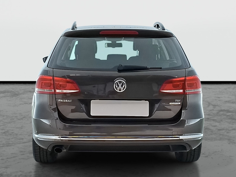 Volkswagen Passat, 2012