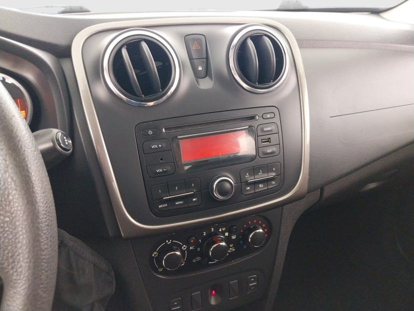 Dacia Sandero, 2013