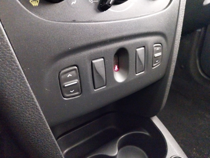 Dacia Sandero, 2013