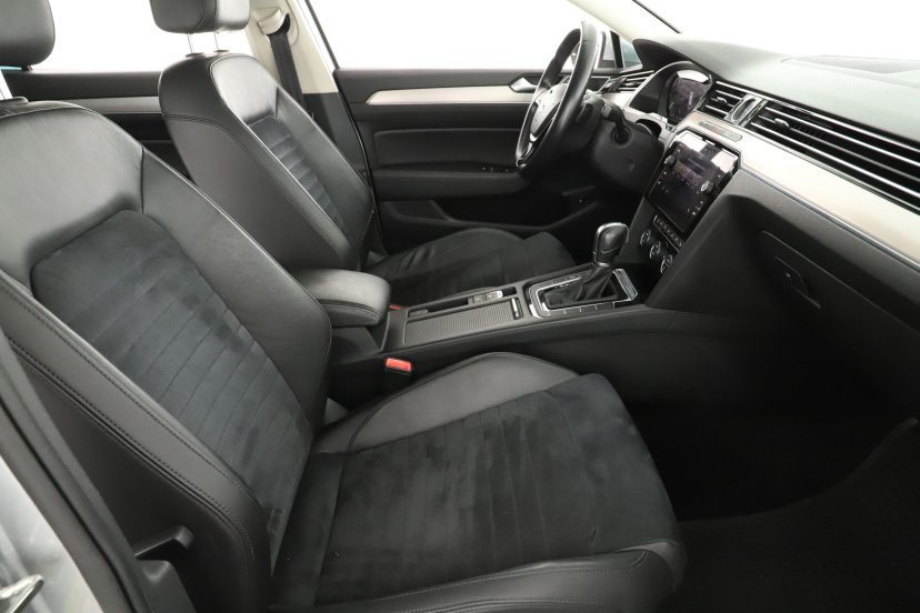 Volkswagen Passat, 2019