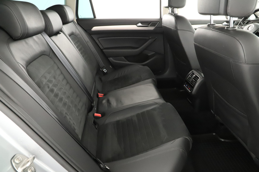 Volkswagen Passat, 2019