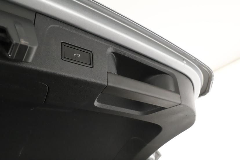 Volkswagen Passat, 2019