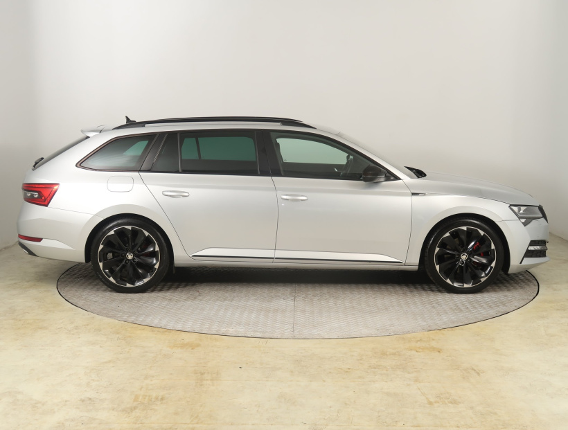 Škoda Superb, 2019