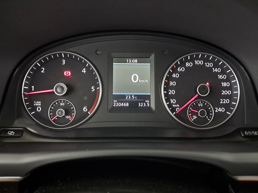 Volkswagen Touran, 2012