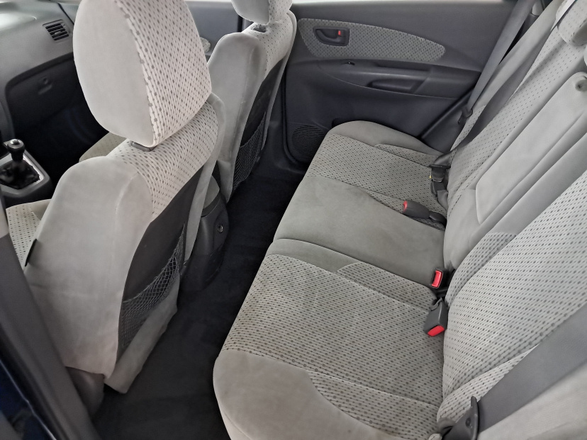 Hyundai Tucson, 2004