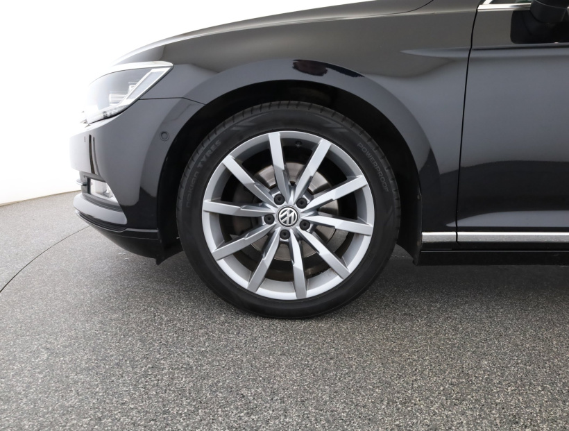 Volkswagen Passat, 2016