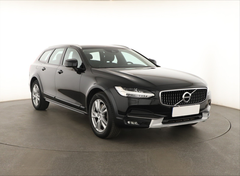 Volvo V90 Cross Country, 2017