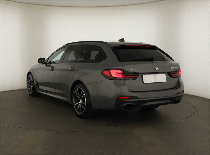 BMW 5, 2021