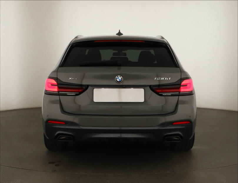 BMW 5, 2021