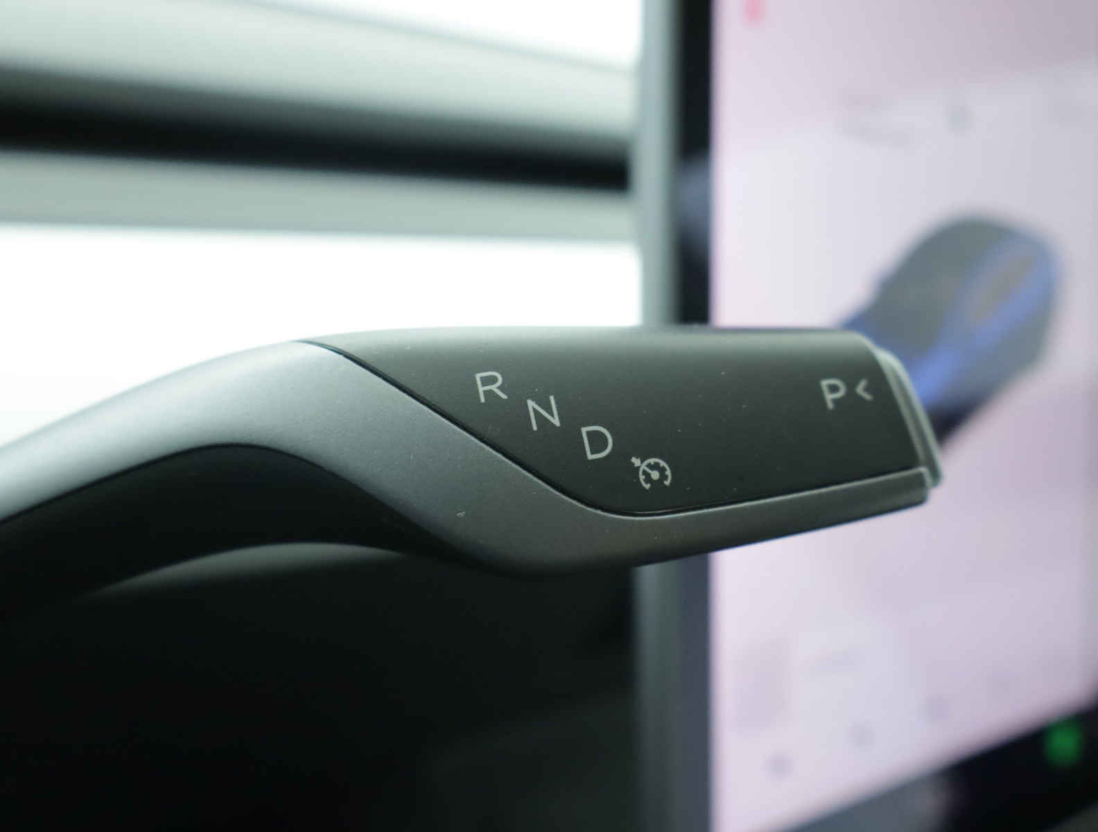 Tesla Model 3 Long Range AWD – fotografie 19