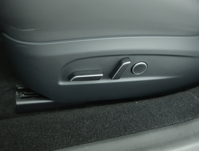 Tesla Model 3, 2023