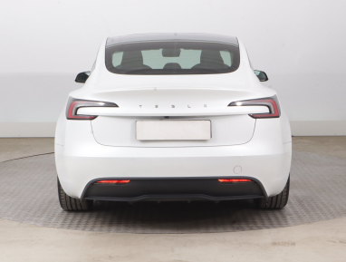 Tesla Model 3 - 2023