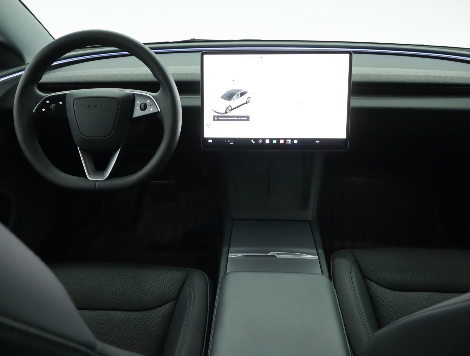 Tesla Model 3 - 2023