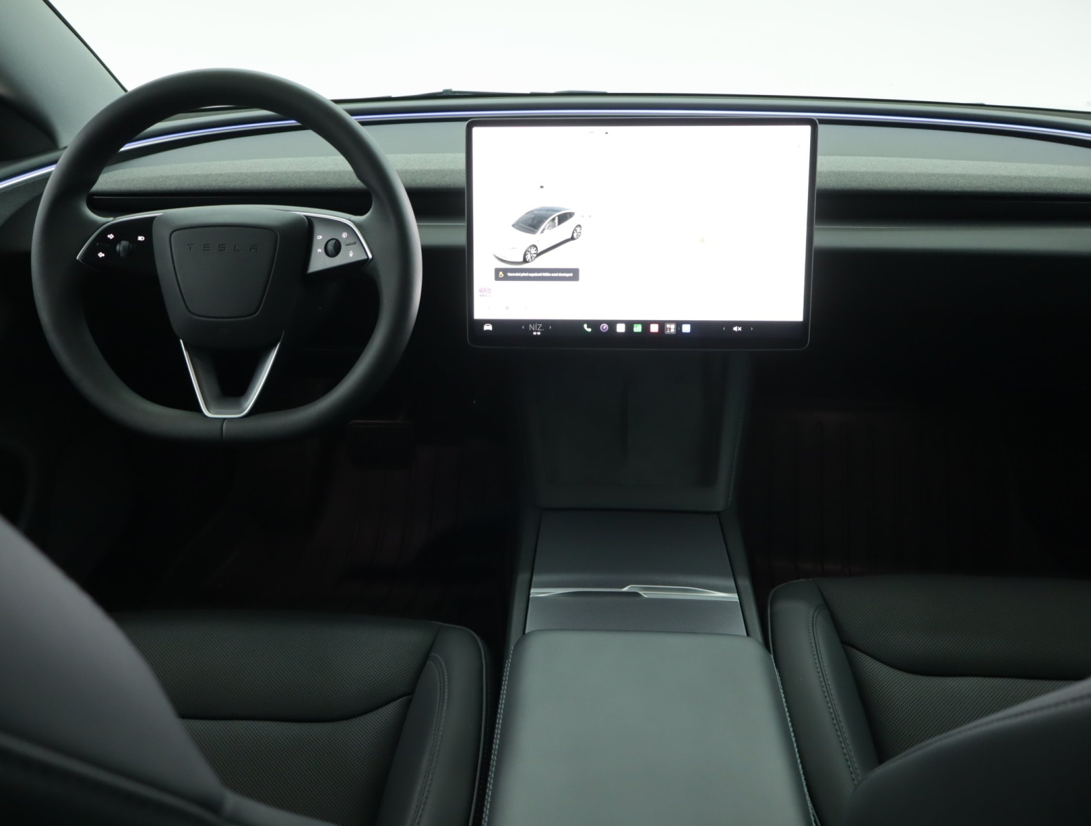 Tesla Model 3 Standard Range Plus – fotografie 10
