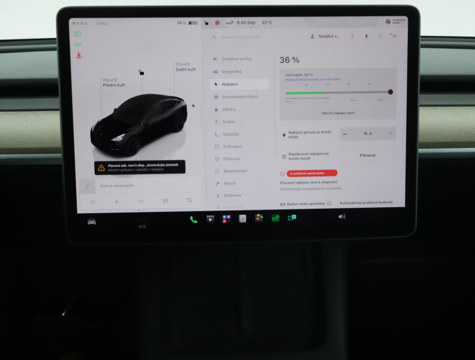 Tesla Model Y Long Range AWD – fotografie 17