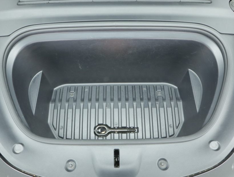 Tesla Model Y, 2022