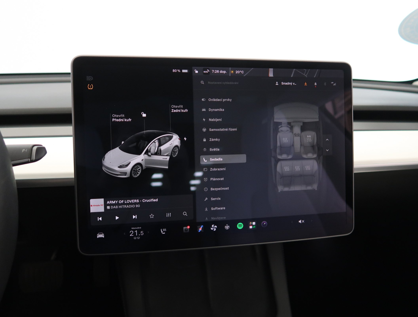 Tesla Model 3 Long Range AWD – fotografie 30