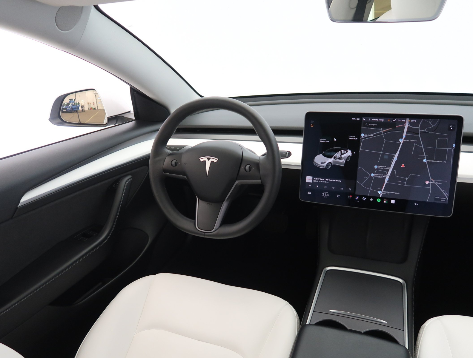 Tesla Model 3 Long Range AWD – fotografie 9