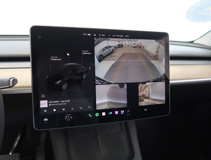 Tesla Model Y, 2022