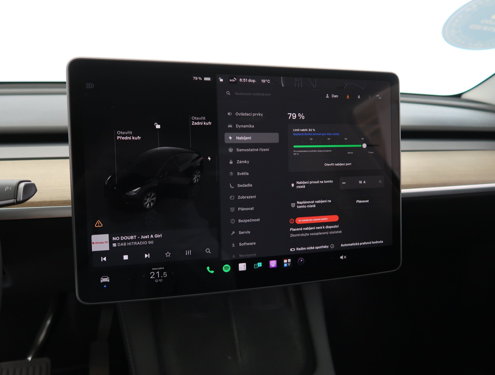 Tesla Model Y Long Range AWD – fotografie 27