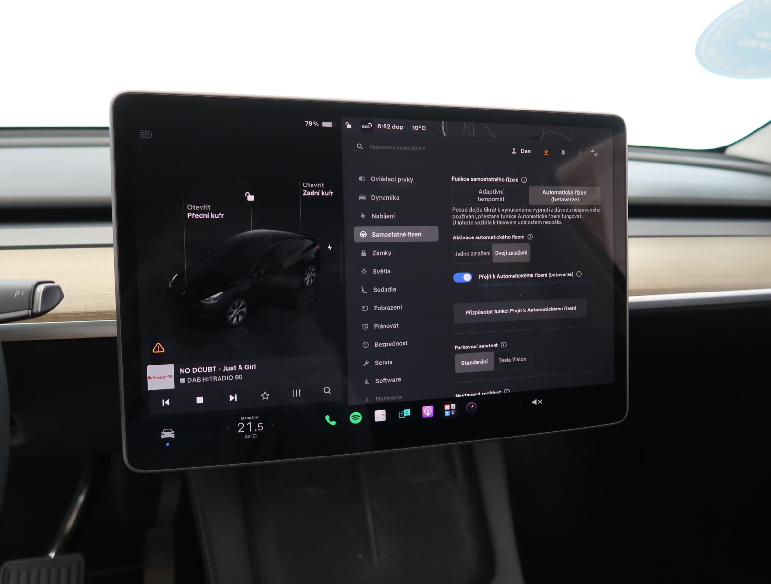 Tesla Model Y Long Range AWD – fotografie 28