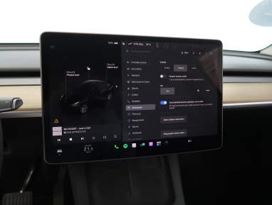 Tesla Model Y - 2022