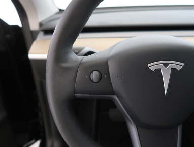 Tesla Model Y - 2022