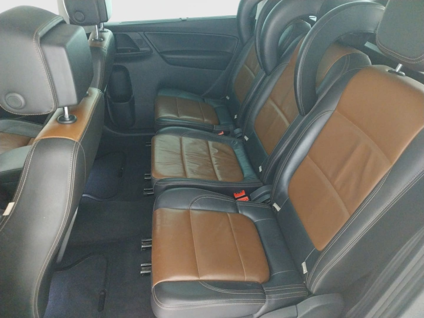 Volkswagen Sharan, 2012