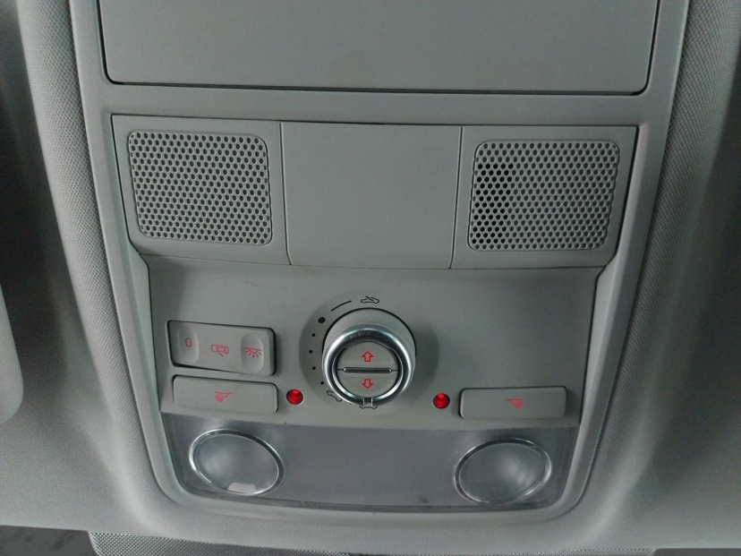 Volkswagen Sharan, 2012