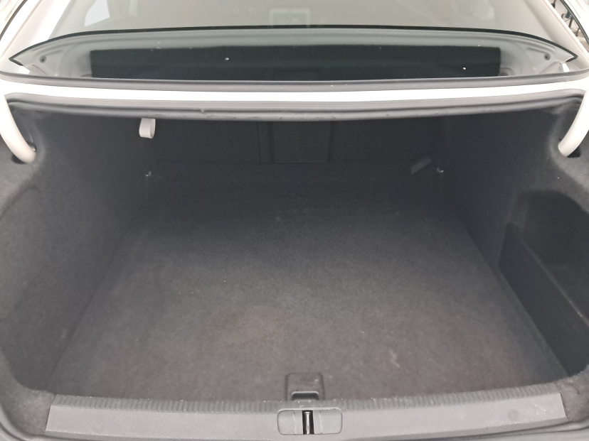 Volkswagen Passat CC, 2009