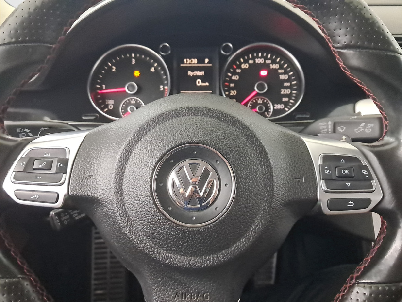 Volkswagen Passat CC, 2009