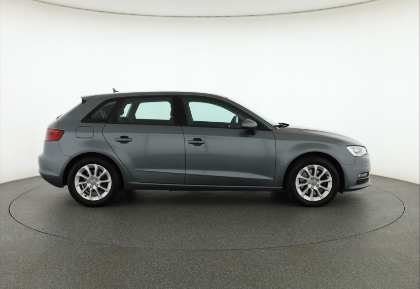 Audi A3, 2015