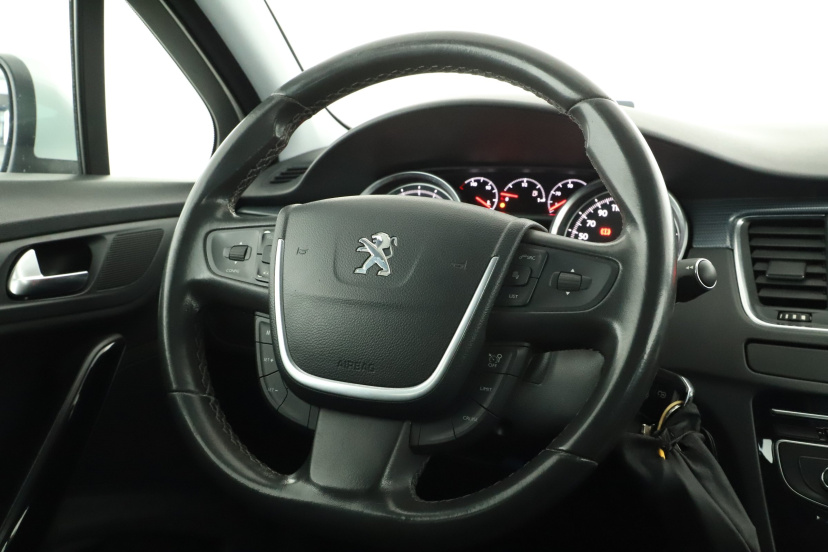 Peugeot 508, 2011