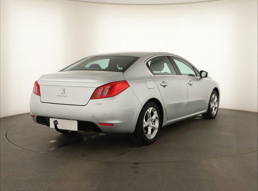 Peugeot 508, 2011