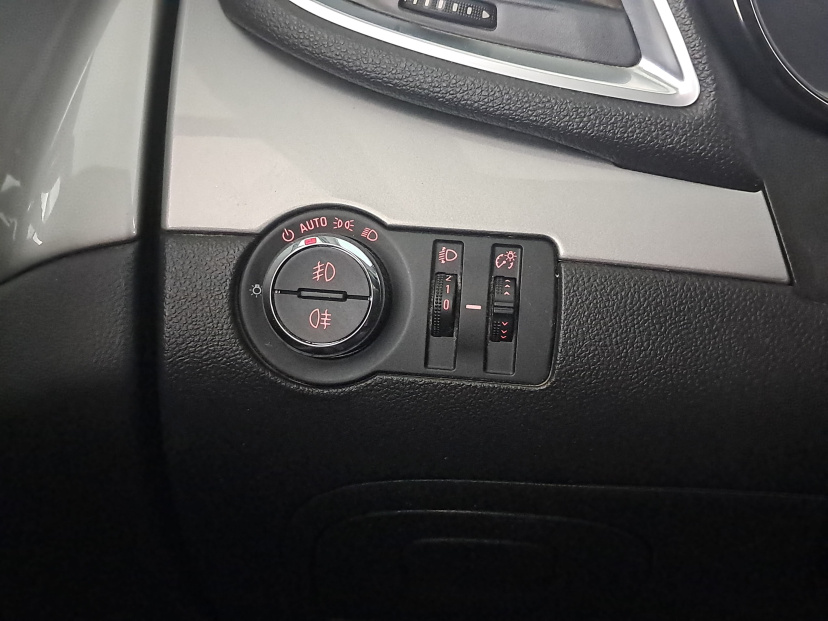 Opel Mokka, 2015