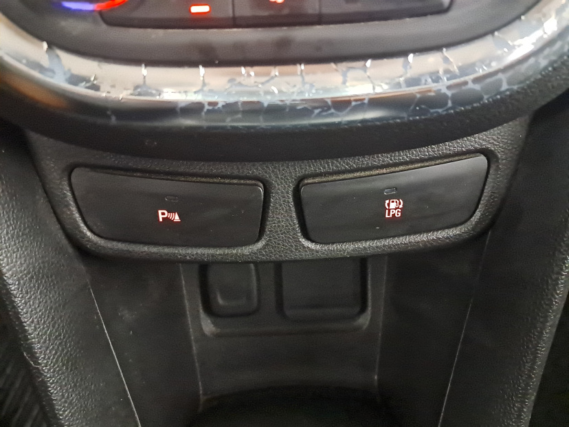 Opel Mokka, 2015