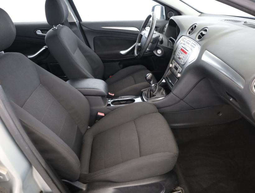 Ford Mondeo, 2010
