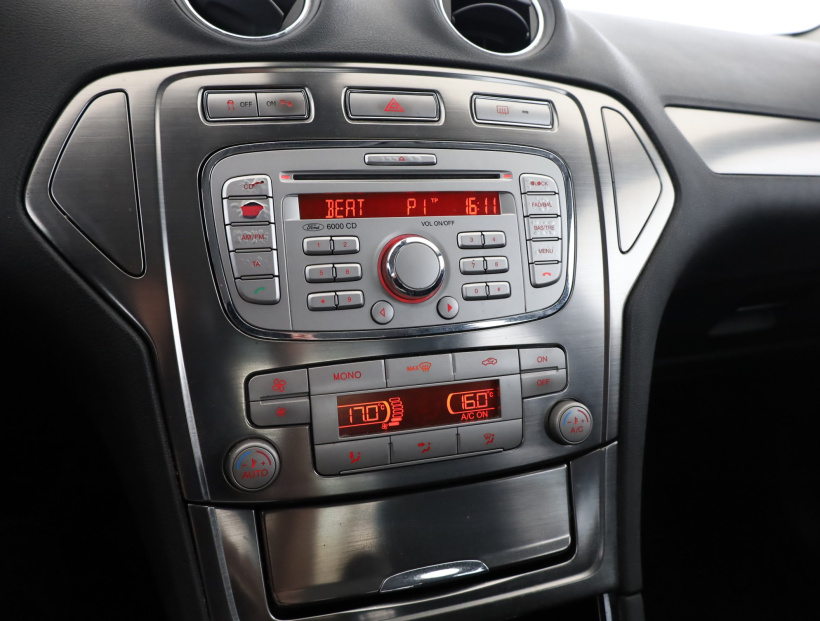 Ford Mondeo, 2010