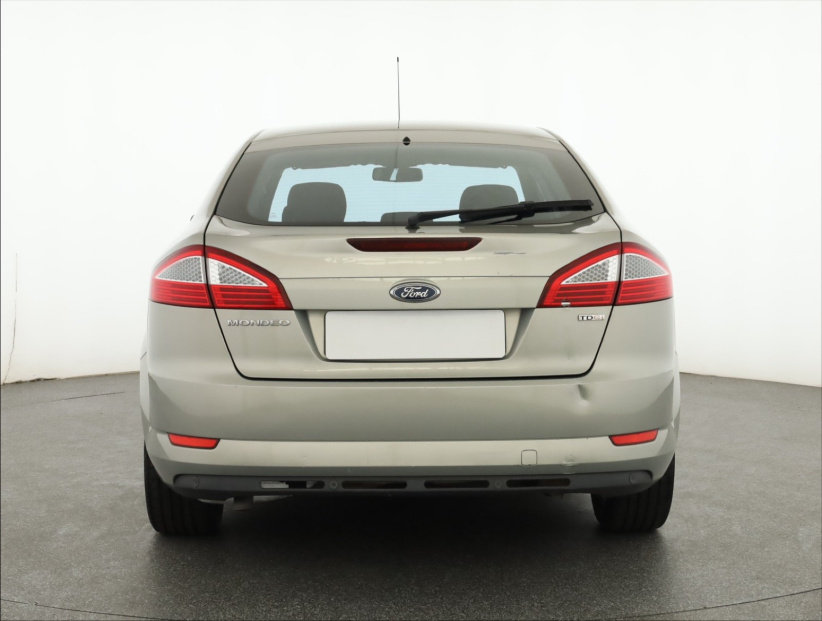 Ford Mondeo, 2010